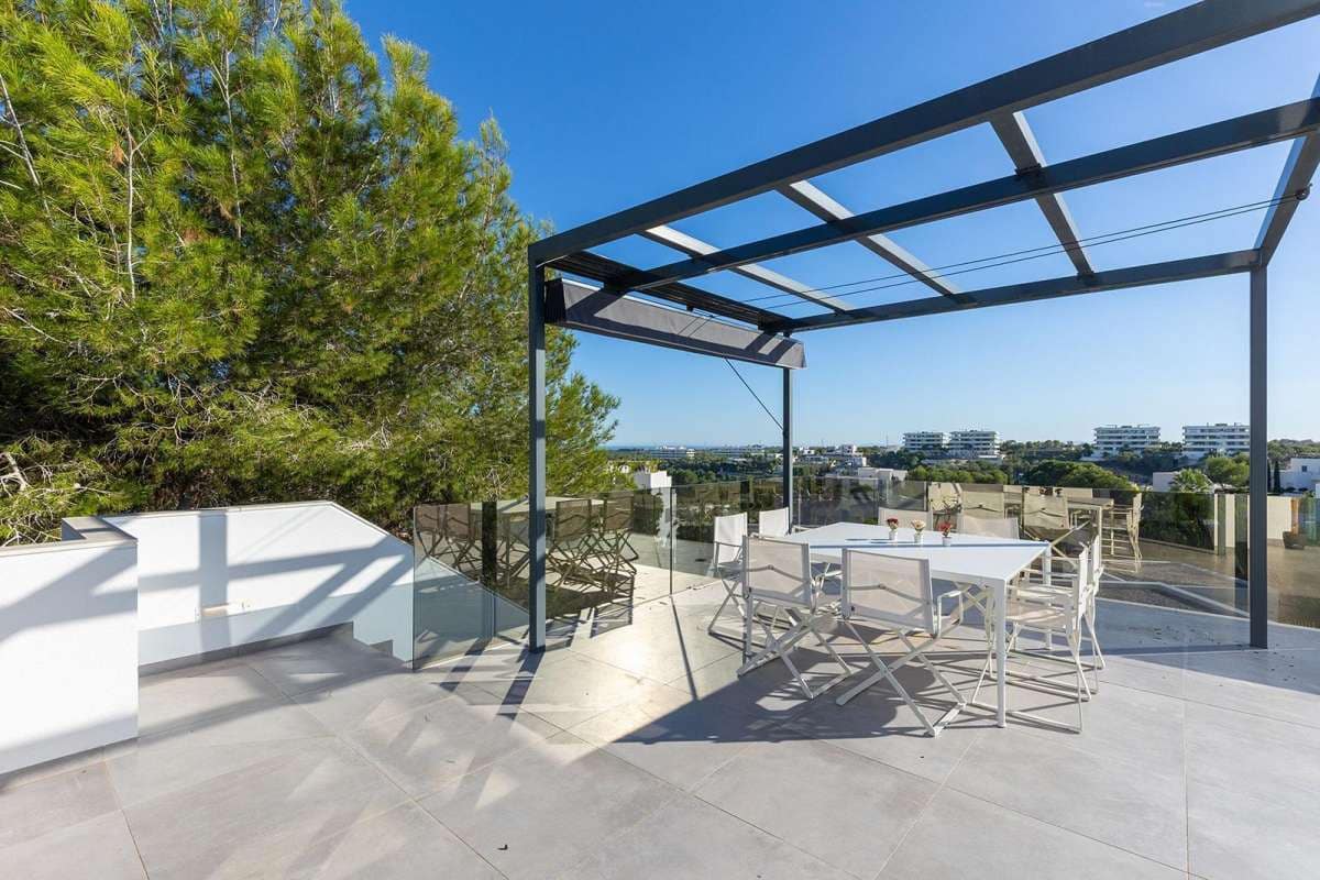 4 bedroom Villa for sale in Orihuela - € 1,700,000 (Ref: 9834393)