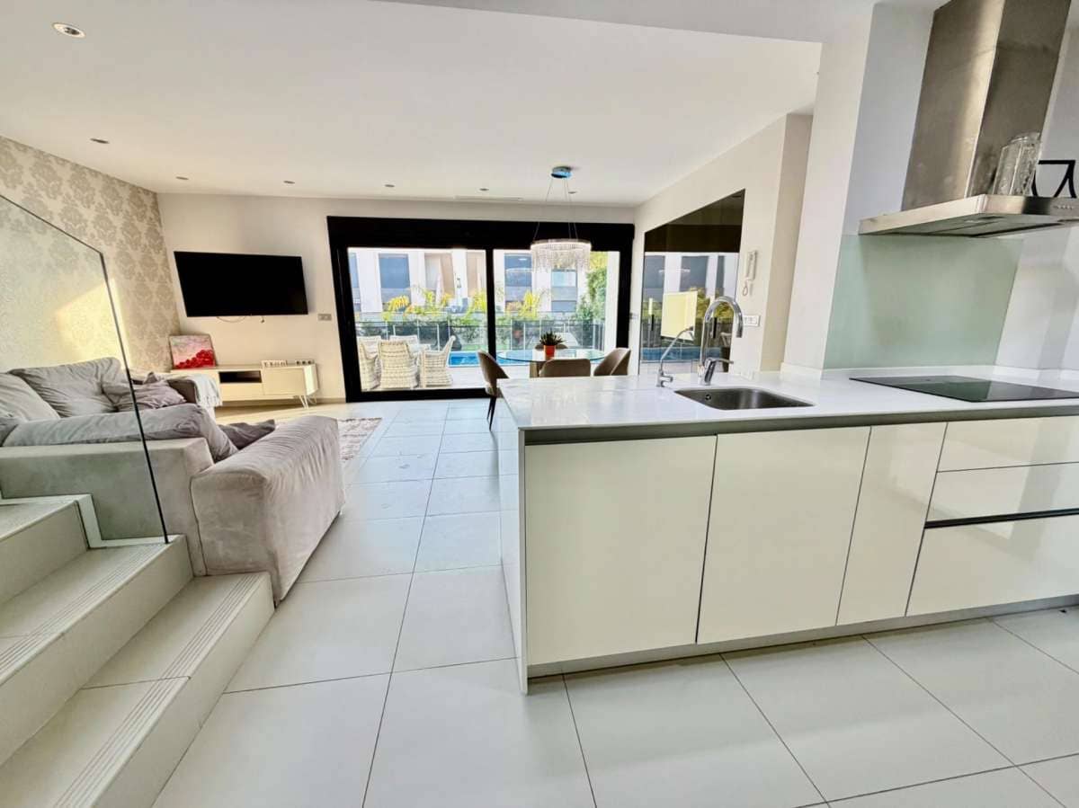 3 slaapkamer Villa te koop in Rojales - € 459.000 (Ref: 9834400)