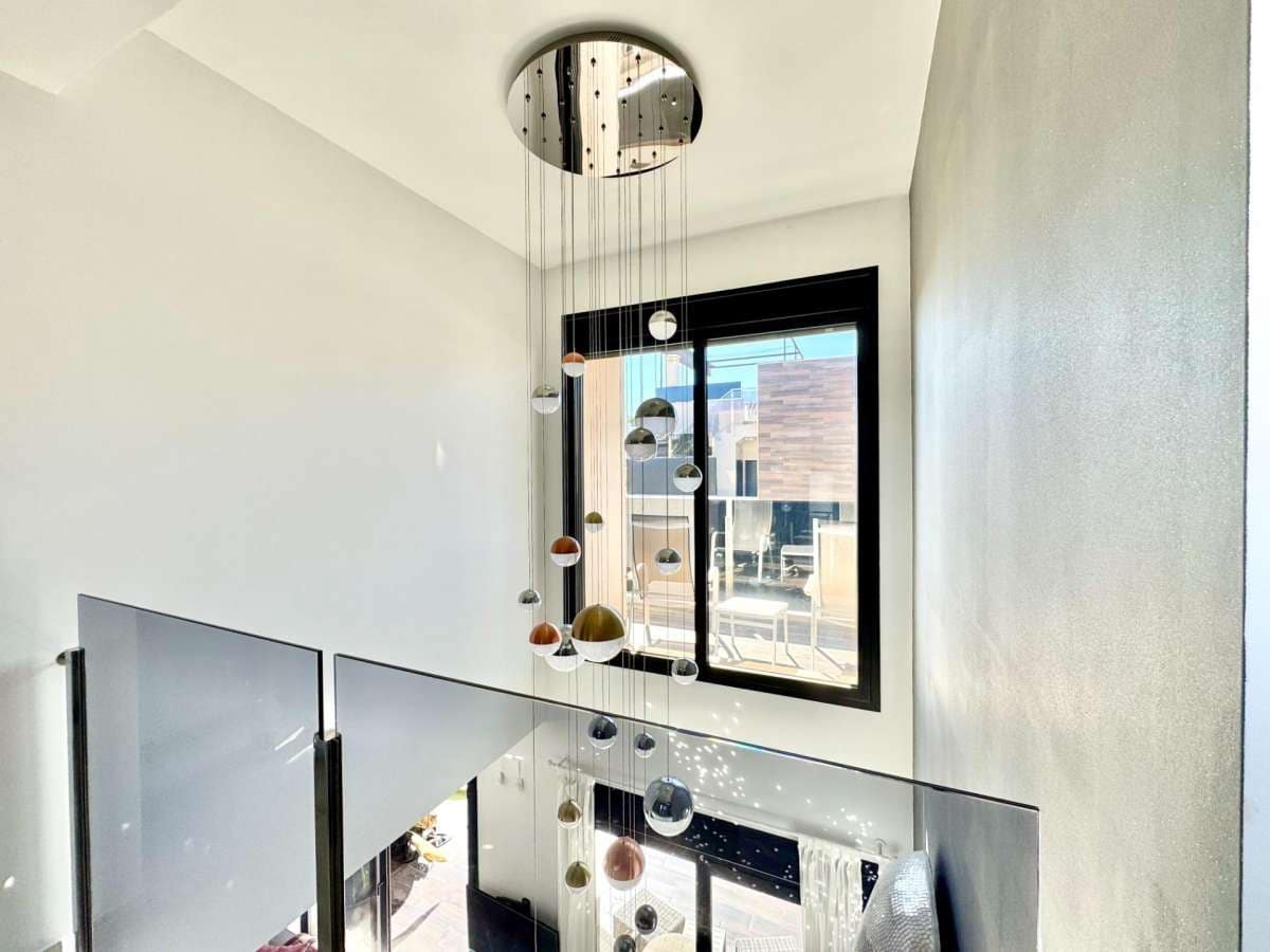 4 sovrum Villa till salu i Orihuela Costa - 735 000 € (Ref: 9834412)