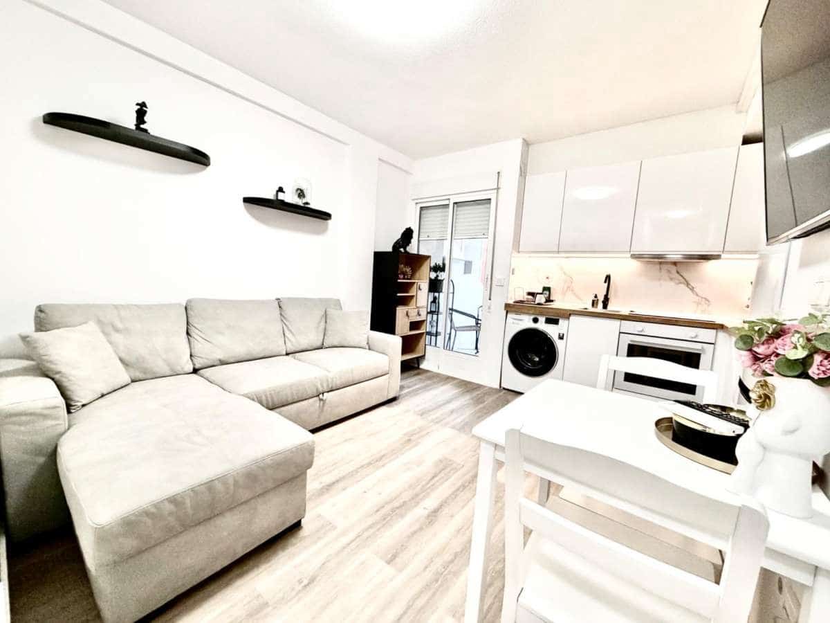 1 soverom Leilighet til salgs i Torrevieja - € 120 000 (Ref: 9834414)