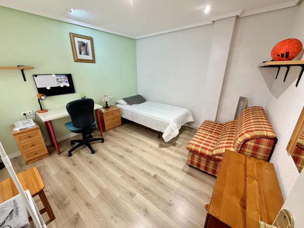 2 quarto Apartamento para venda em Elche / Elx - 99 000 € (Ref: 9834415)