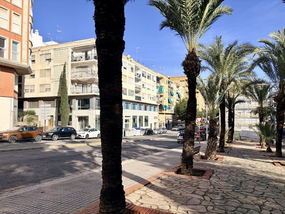 2 quarto Apartamento para venda em Elche / Elx - 99 000 € (Ref: 9834415)