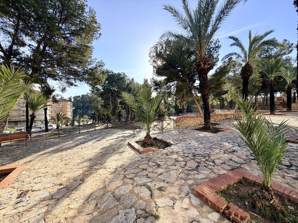 2 quarto Apartamento para venda em Elche / Elx - 99 000 € (Ref: 9834415)