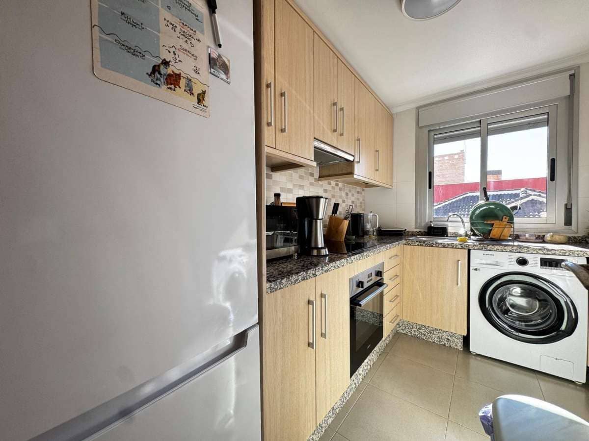 3 makuuhuone Huoneisto myytävänä paikassa Torrevieja - 285 000 € (Ref: 9834416)