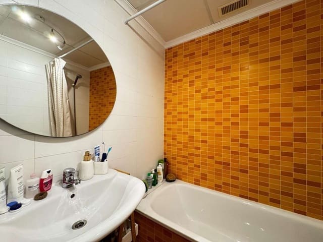 3 makuuhuone Huoneisto myytävänä paikassa Torrevieja - 285 000 € (Ref: 9834416)
