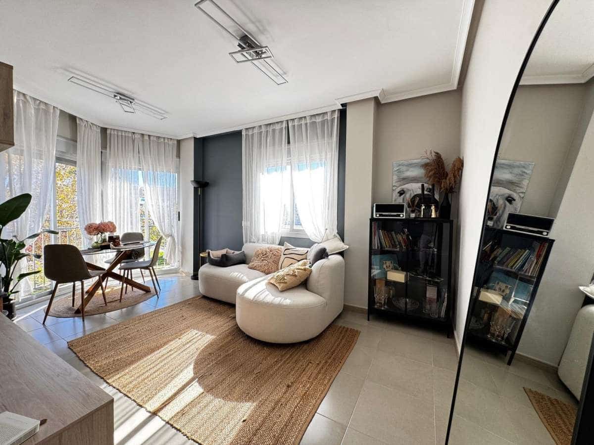 3 makuuhuone Huoneisto myytävänä paikassa Torrevieja - 285 000 € (Ref: 9834416)