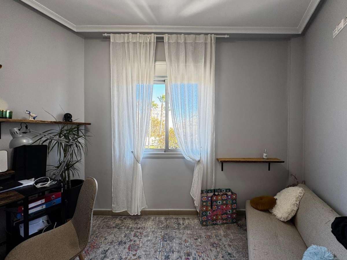3 makuuhuone Huoneisto myytävänä paikassa Torrevieja - 285 000 € (Ref: 9834416)