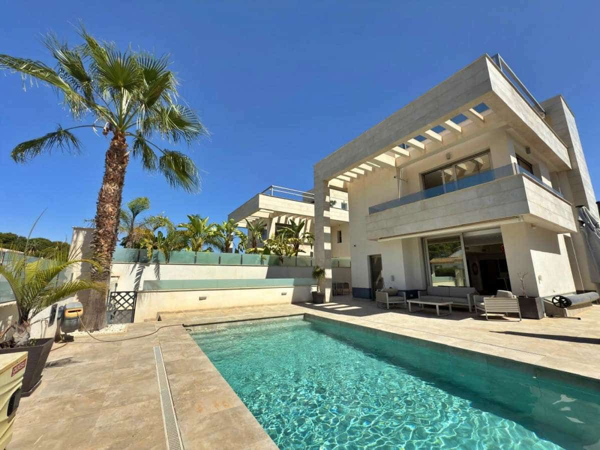 Chalet de 5 habitaciones en Orihuela Costa en venta - 859.900 € (Ref: 9834418)