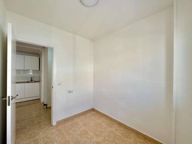 2 slaapkamer Appartement te koop in Torrevieja - € 137.500 (Ref: 9834420)