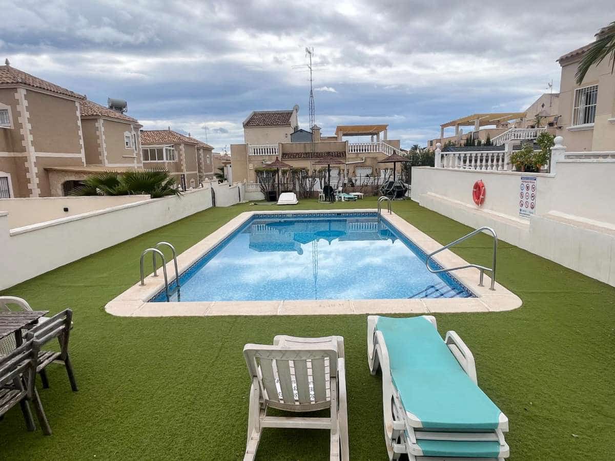 3 bedroom Apartment for sale in San Miguel de Salinas - € 269,900 (Ref: 9834436)