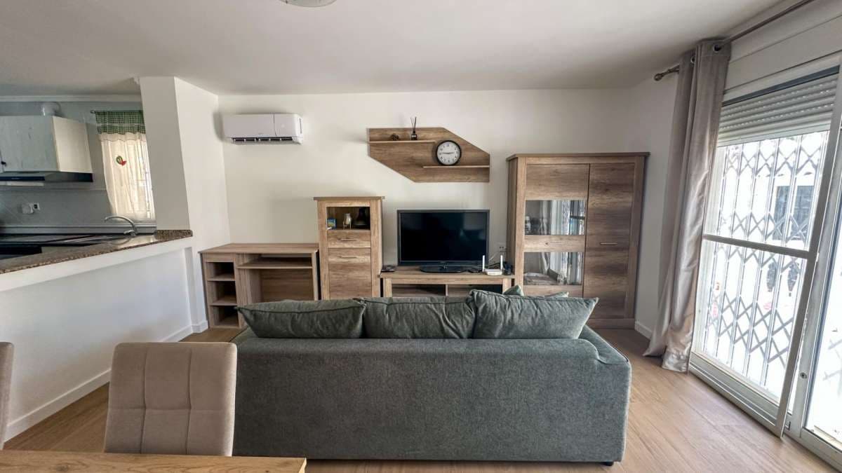 Apartamento de 3 habitaciones en San Miguel de Salinas en venta con piscina garaje - 268.900 € (Ref: 9834436)