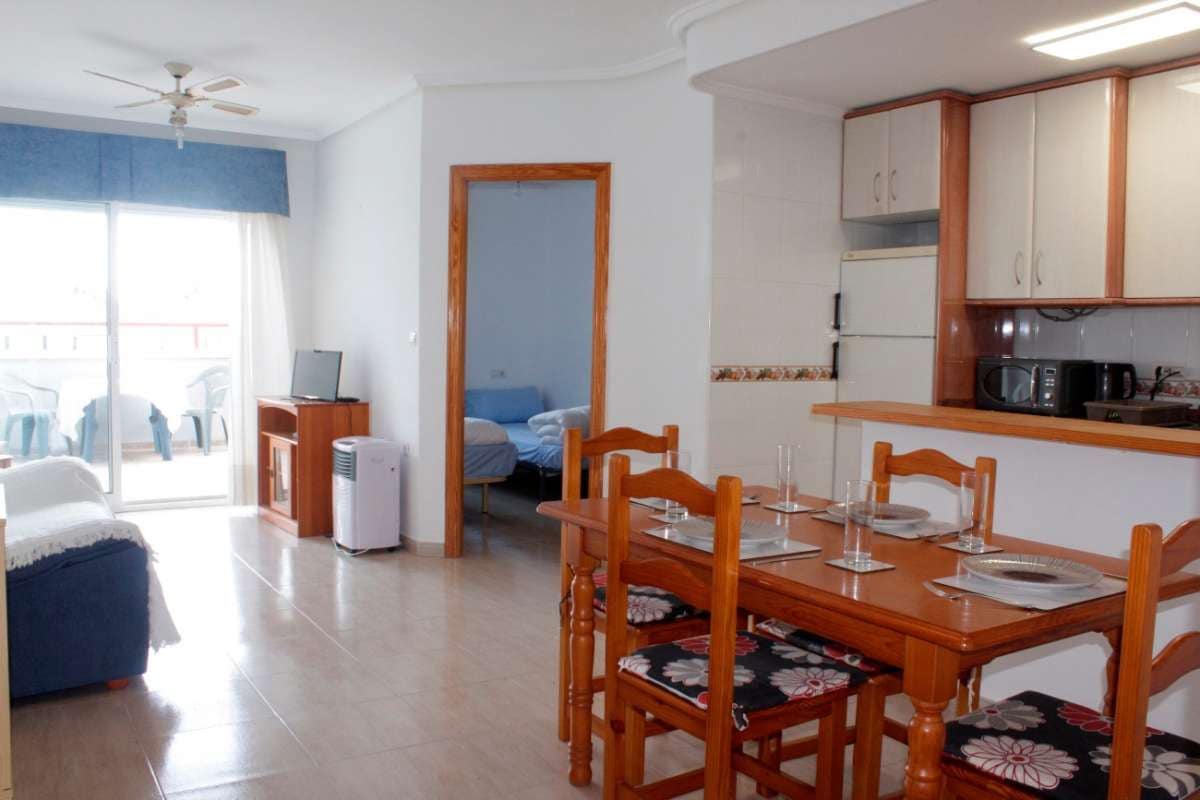 2 Zimmer Apartment zu verkaufen in Villamartin - 139.900 € (Ref: 9834438)