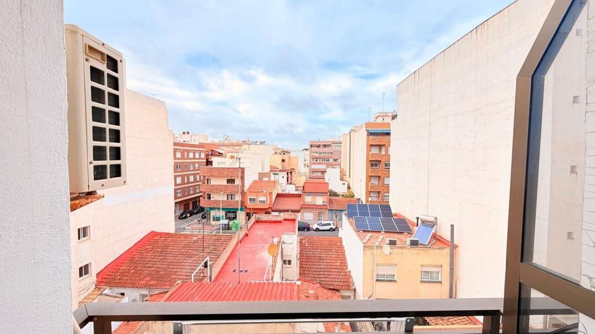 1 soveværelse Lejlighed til salg i Torrevieja - € 97.900 (Ref: 9834439)