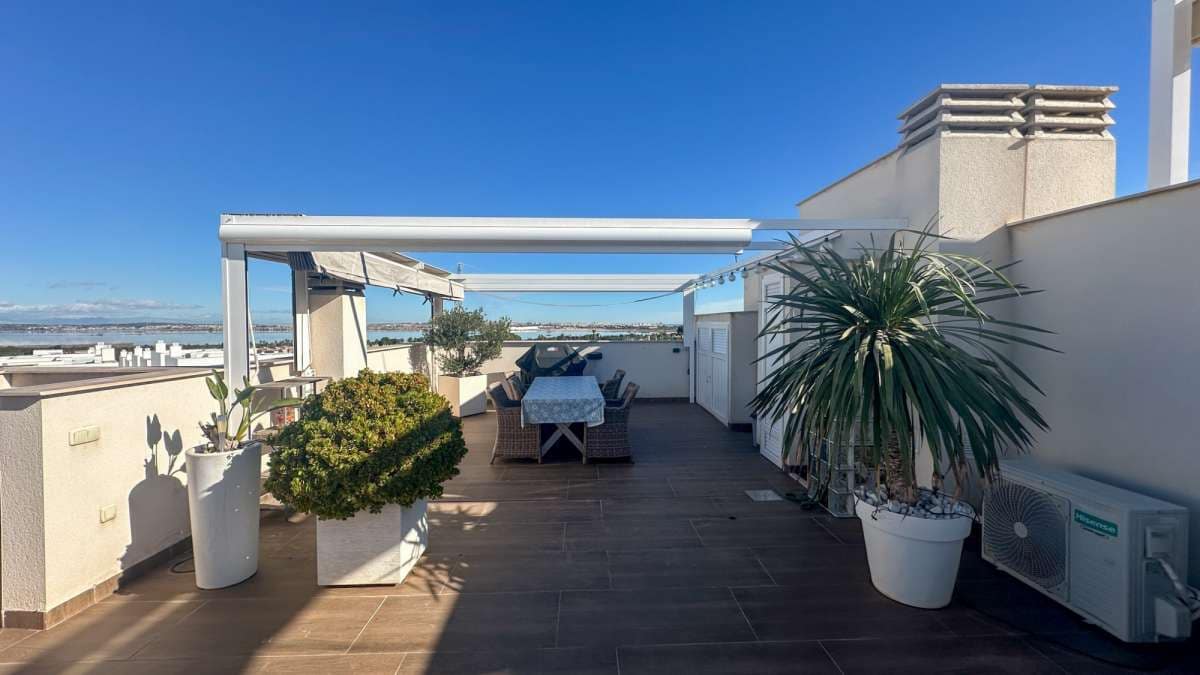 3 Zimmer Apartment zu verkaufen in Torrevieja - 329.000 € (Ref: 9834448)