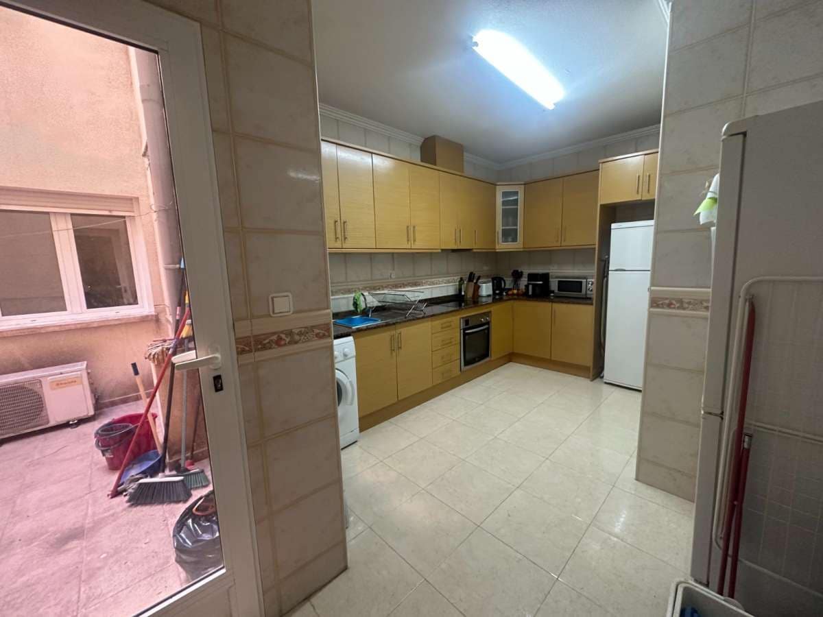 4 sypialnia Apartament na sprzedaż w Jacarilla - 145 000 € (Ref: 9834452)