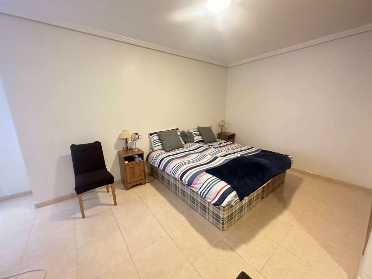 4 sypialnia Apartament na sprzedaż w Jacarilla - 145 000 € (Ref: 9834452)