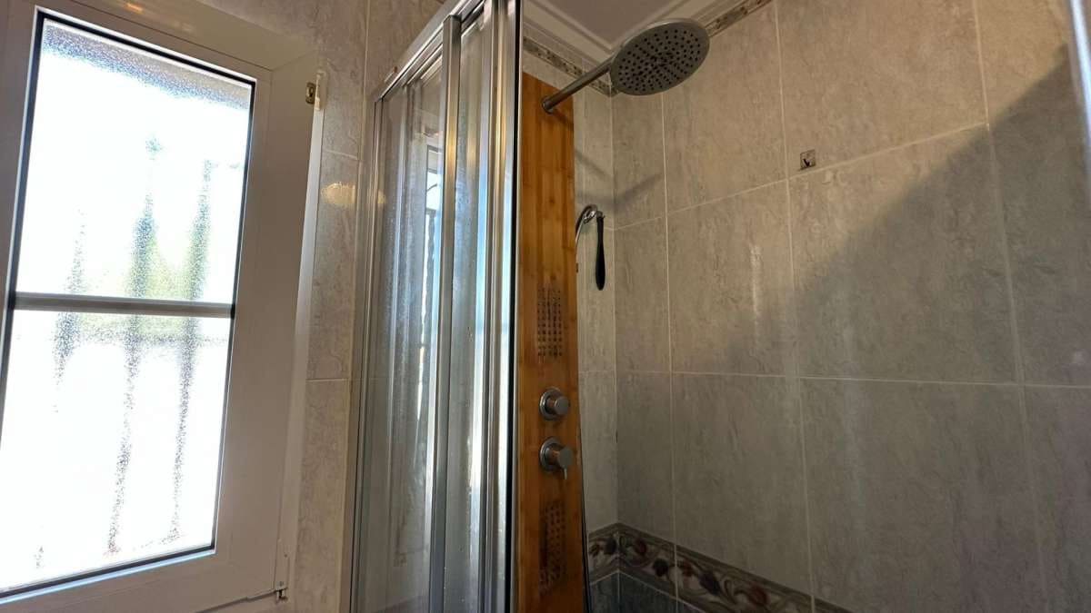 4 Zimmer Villa zu verkaufen in Torrevieja - 490.000 € (Ref: 9834453)