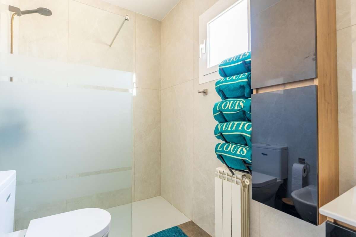3 sovrum Villa till salu i Torrevieja - 325 000 € (Ref: 9834473)