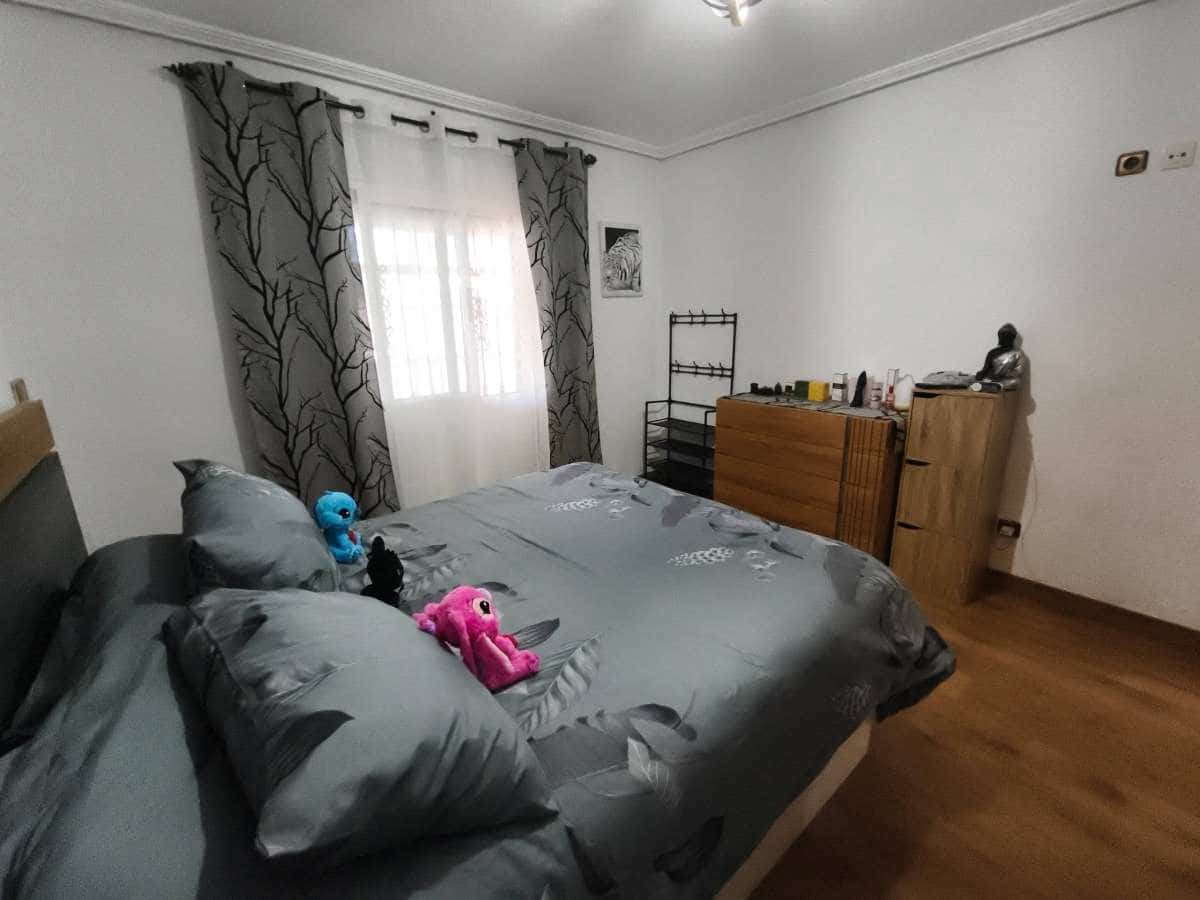 2 slaapkamer Villa te koop in Torrevieja - € 399.000 (Ref: 9834475)