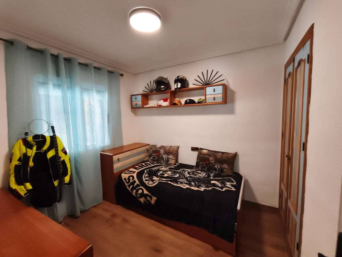 2 slaapkamer Villa te koop in Torrevieja - € 399.000 (Ref: 9834475)