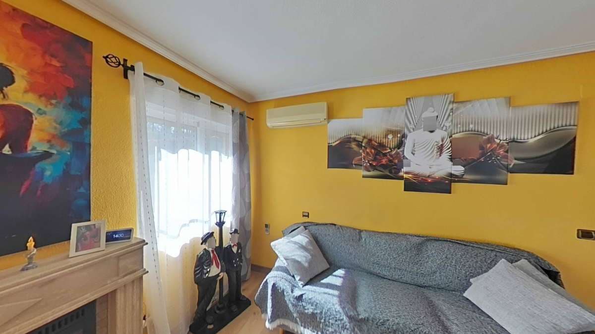 2 slaapkamer Villa te koop in Torrevieja - € 399.000 (Ref: 9834475)