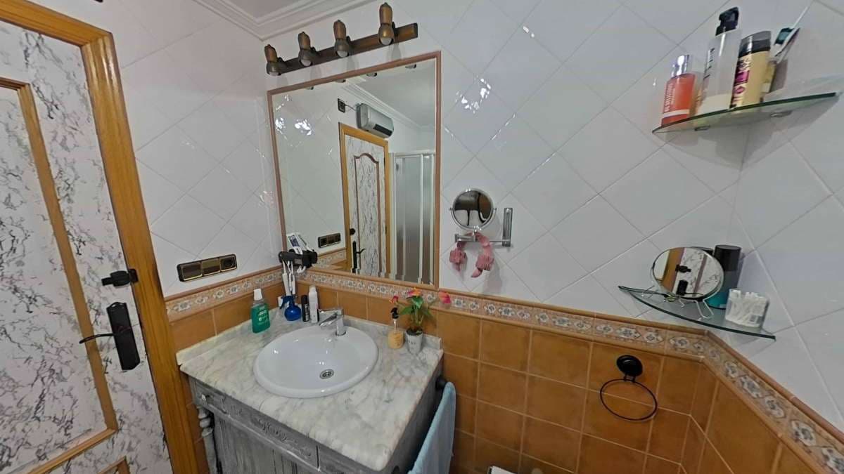 2 slaapkamer Villa te koop in Torrevieja - € 399.000 (Ref: 9834475)