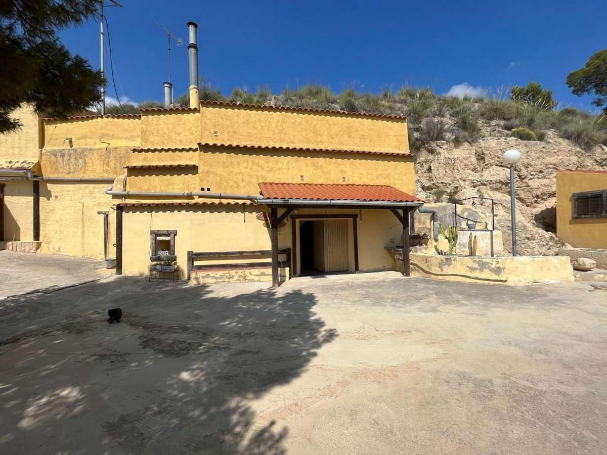 3 bedroom Cave House for sale in Abanilla - € 180,000 (Ref: 9834479)