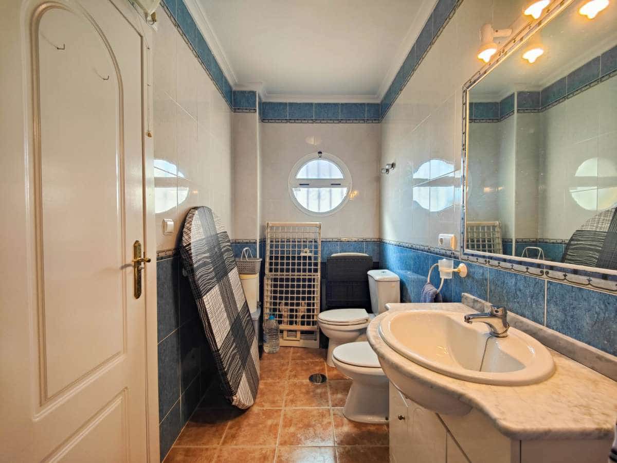 Casa de 3 habitaciones en Orihuela Costa en venta - 235.000 € (Ref: 9834486)