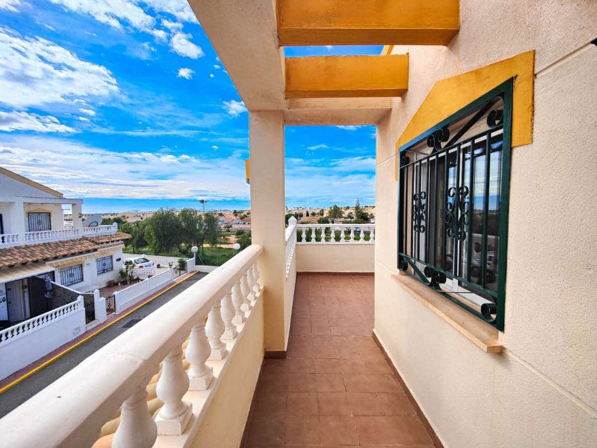 Casa de 3 habitaciones en Orihuela Costa en venta - 235.000 € (Ref: 9834486)