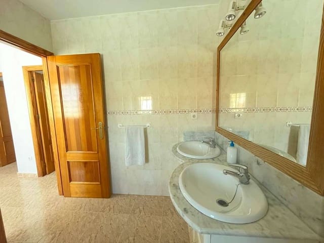 5 quarto Moradia em Banda para venda em Santiago de la Ribera, San Javier - 234 900 € (Ref: 9834487)