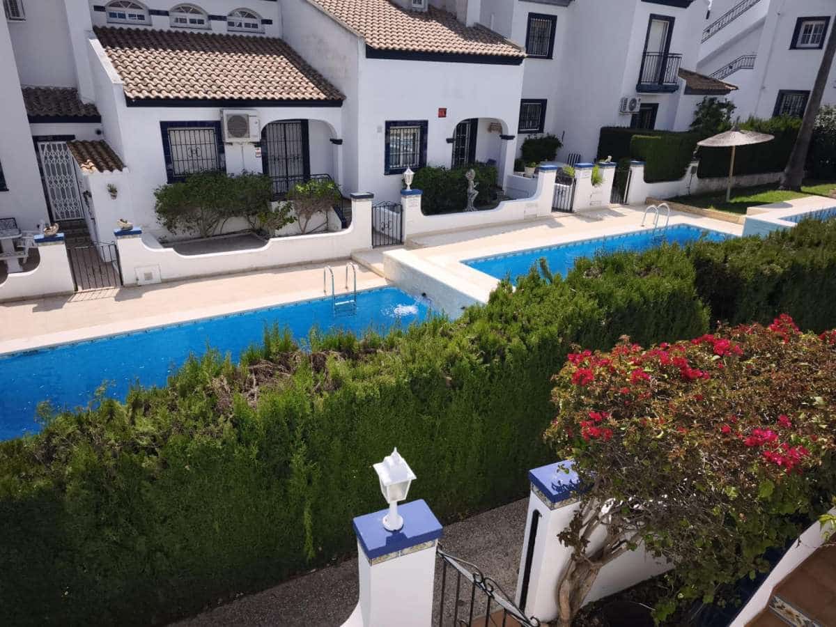 2 soveværelse Bungalow til salg i Orihuela Costa - € 229.000 (Ref: 9834490)