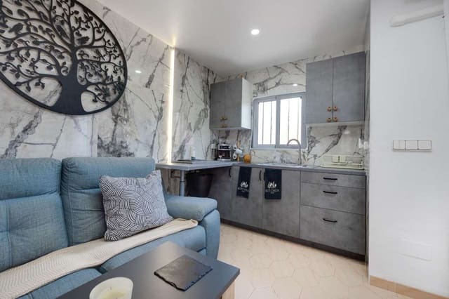 2 chambre Bungalow à vendre à Torrevieja - 129 999 € (Ref: 9834492)