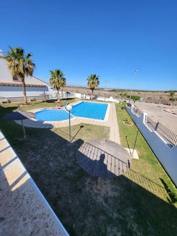 3 quarto Moradia Geminada para venda em San Miguel de Salinas - 229 000 € (Ref: 9834495)