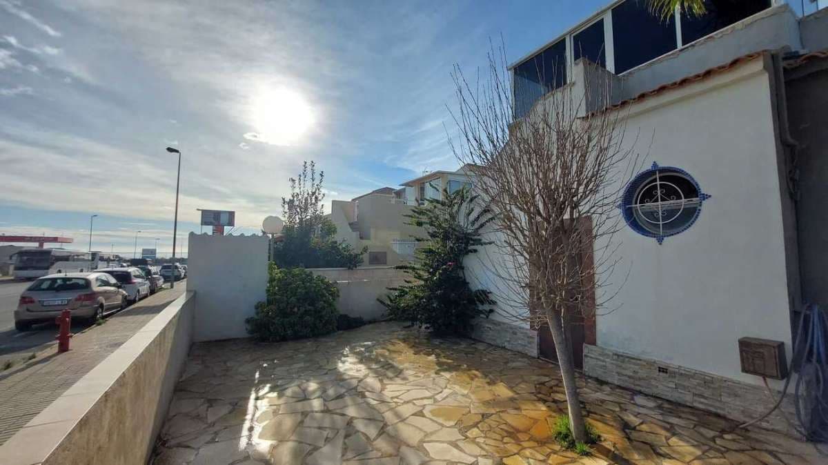 2 chambre Villa/Maison Semi-Mitoyenne à vendre à Orihuela Costa - 168 000 € (Ref: 9834496)