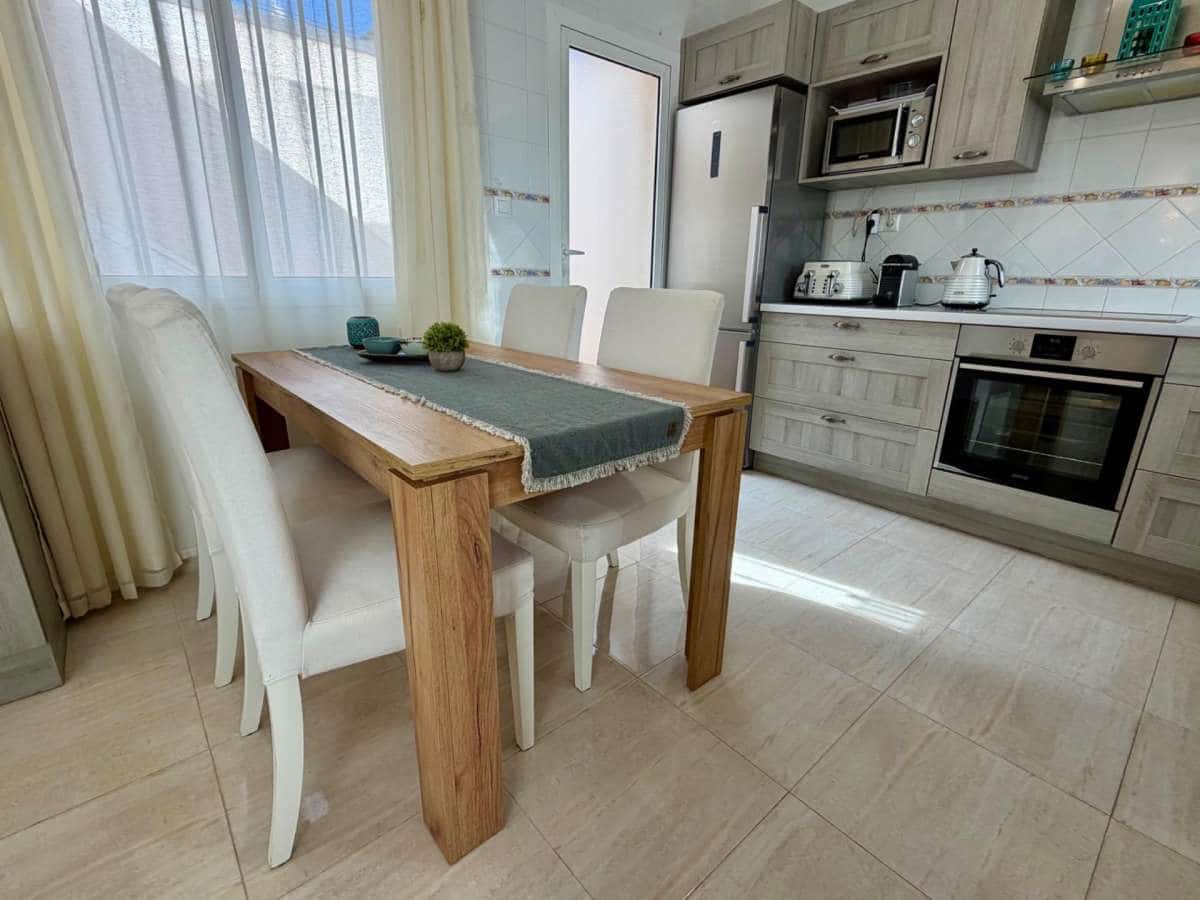2 bedroom Townhouse for sale in Rojales - € 210,000 (Ref: 9834497)