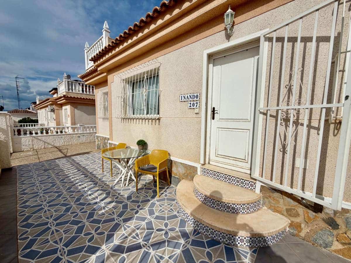 2 bedroom Townhouse for sale in Rojales - € 210,000 (Ref: 9834497)