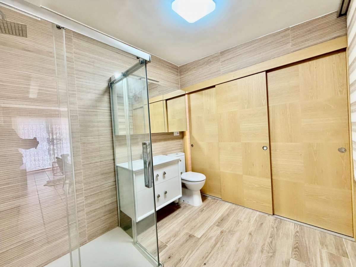 4 chambre Villa/Maison Semi-Mitoyenne à vendre à Orihuela Costa - 430 000 € (Ref: 9834498)