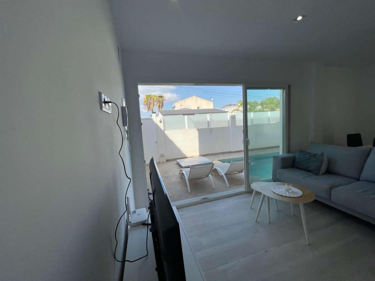 3 makuuhuone Bungalow myytävänä paikassa Orihuela Costa - 220 000 € (Ref: 9834504)