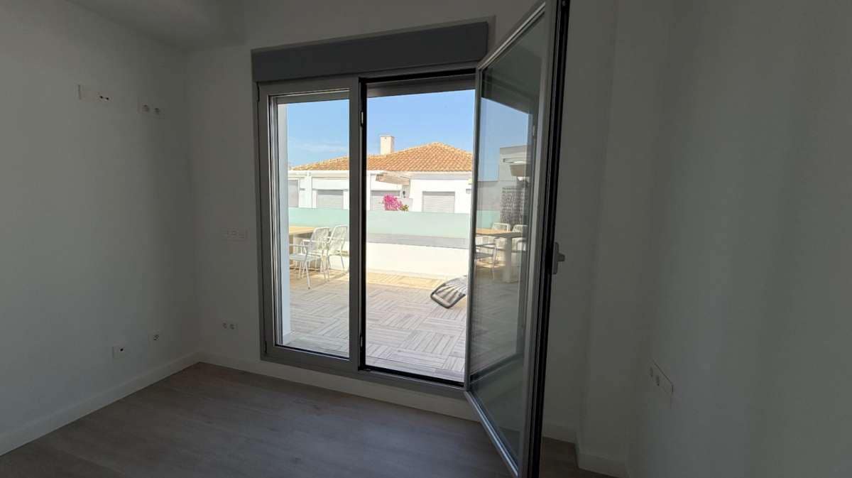 5 slaapkamer Halfvrijstaande villa te koop in Orihuela - € 285.000 (Ref: 9834508)