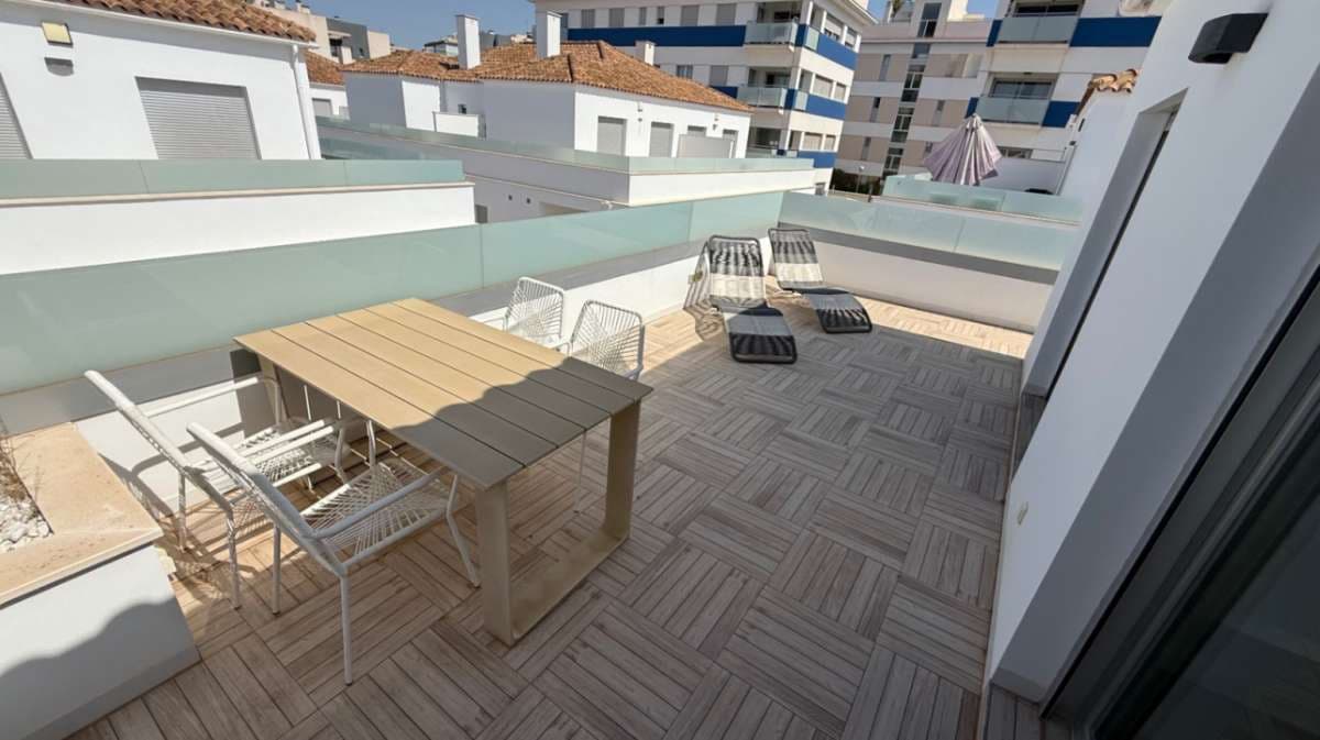 5 slaapkamer Halfvrijstaande villa te koop in Orihuela - € 285.000 (Ref: 9834508)
