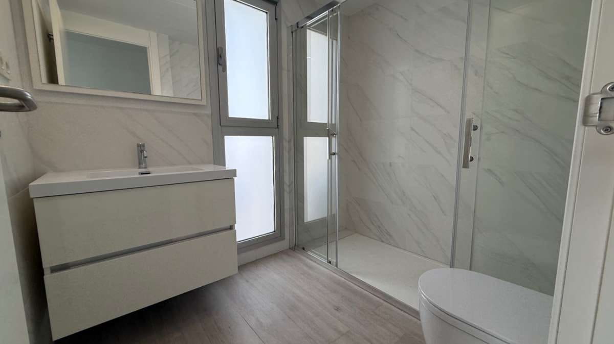 5 slaapkamer Halfvrijstaande villa te koop in Orihuela - € 285.000 (Ref: 9834508)