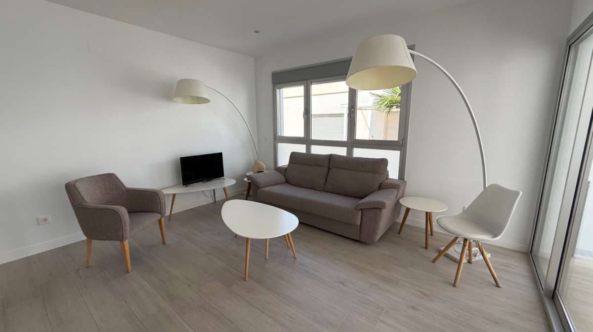 5 slaapkamer Halfvrijstaande villa te koop in Orihuela - € 285.000 (Ref: 9834508)
