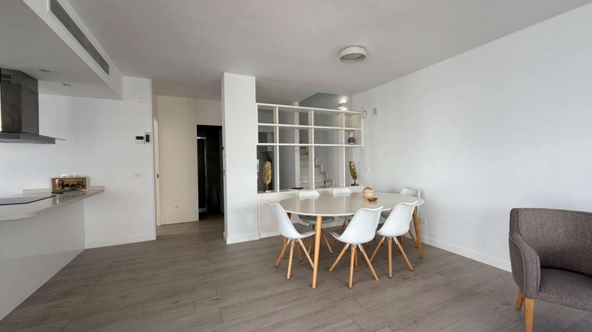 5 slaapkamer Halfvrijstaande villa te koop in Orihuela - € 285.000 (Ref: 9834508)