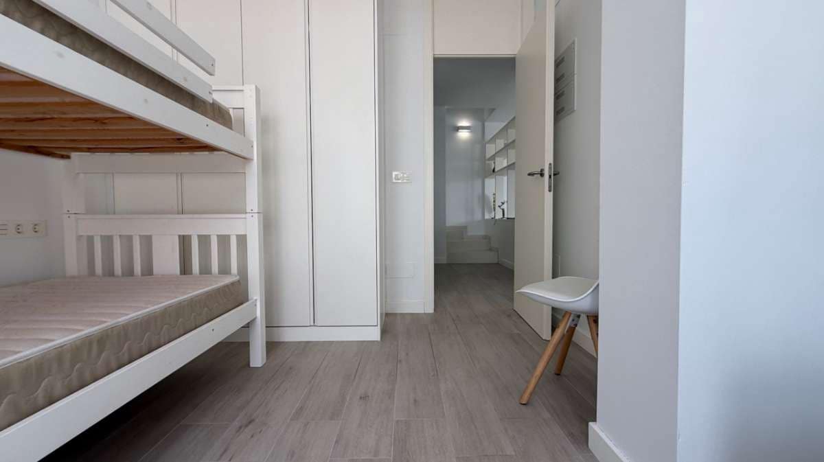 5 slaapkamer Halfvrijstaande villa te koop in Orihuela - € 285.000 (Ref: 9834508)