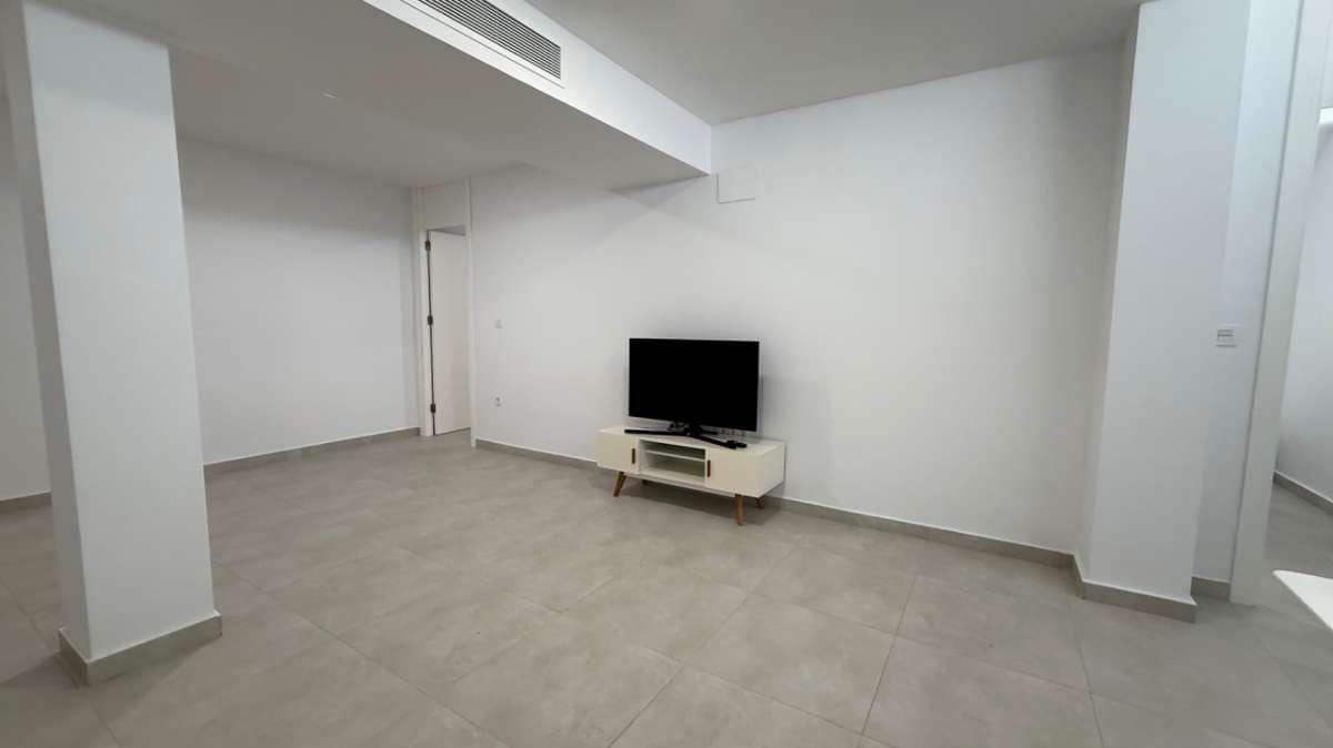 5 slaapkamer Halfvrijstaande villa te koop in Orihuela - € 285.000 (Ref: 9834508)