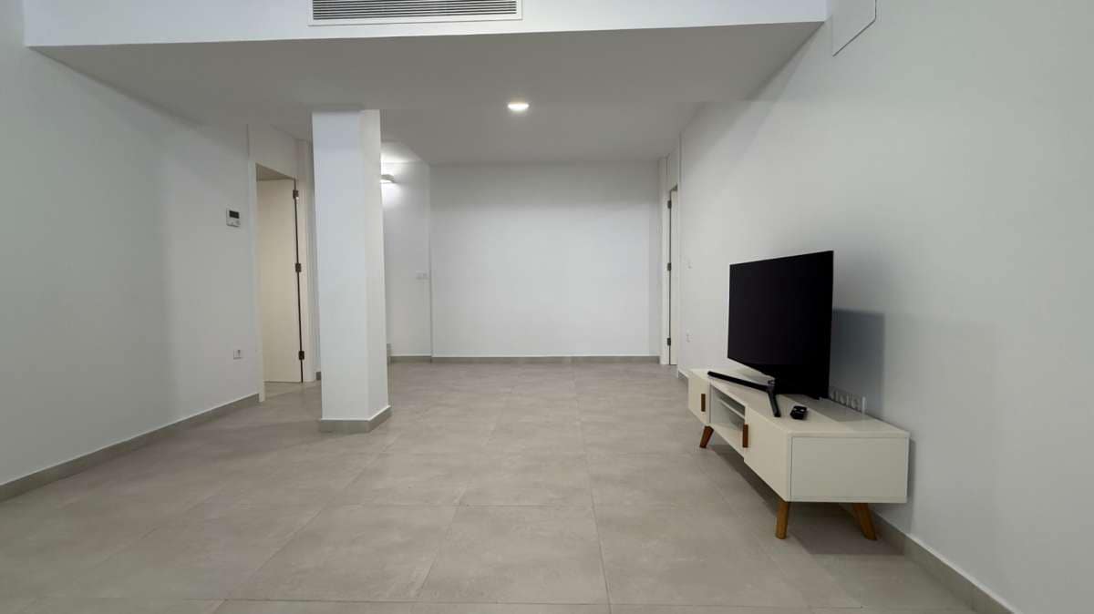 5 slaapkamer Halfvrijstaande villa te koop in Orihuela - € 285.000 (Ref: 9834508)