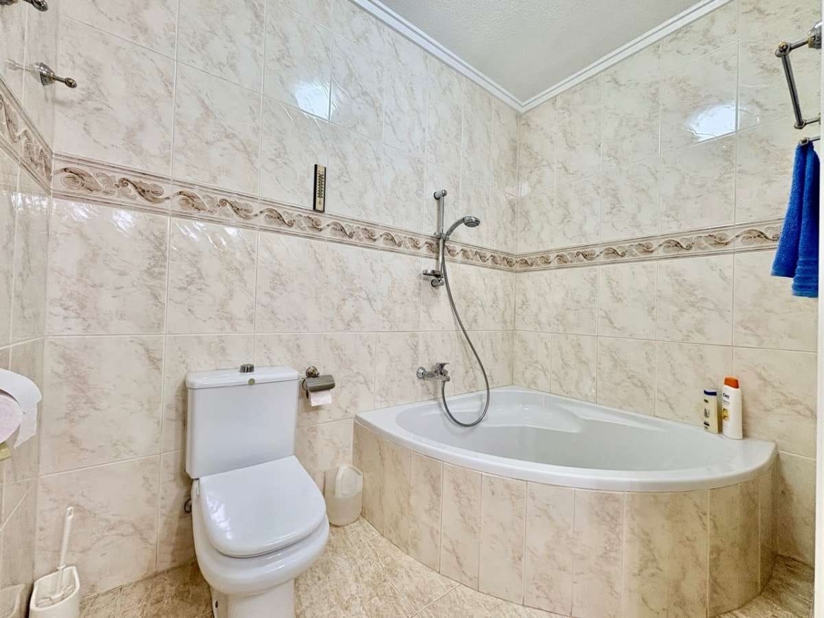2 bedroom Terraced Villa for sale in Rojales - € 185,000 (Ref: 9834509)