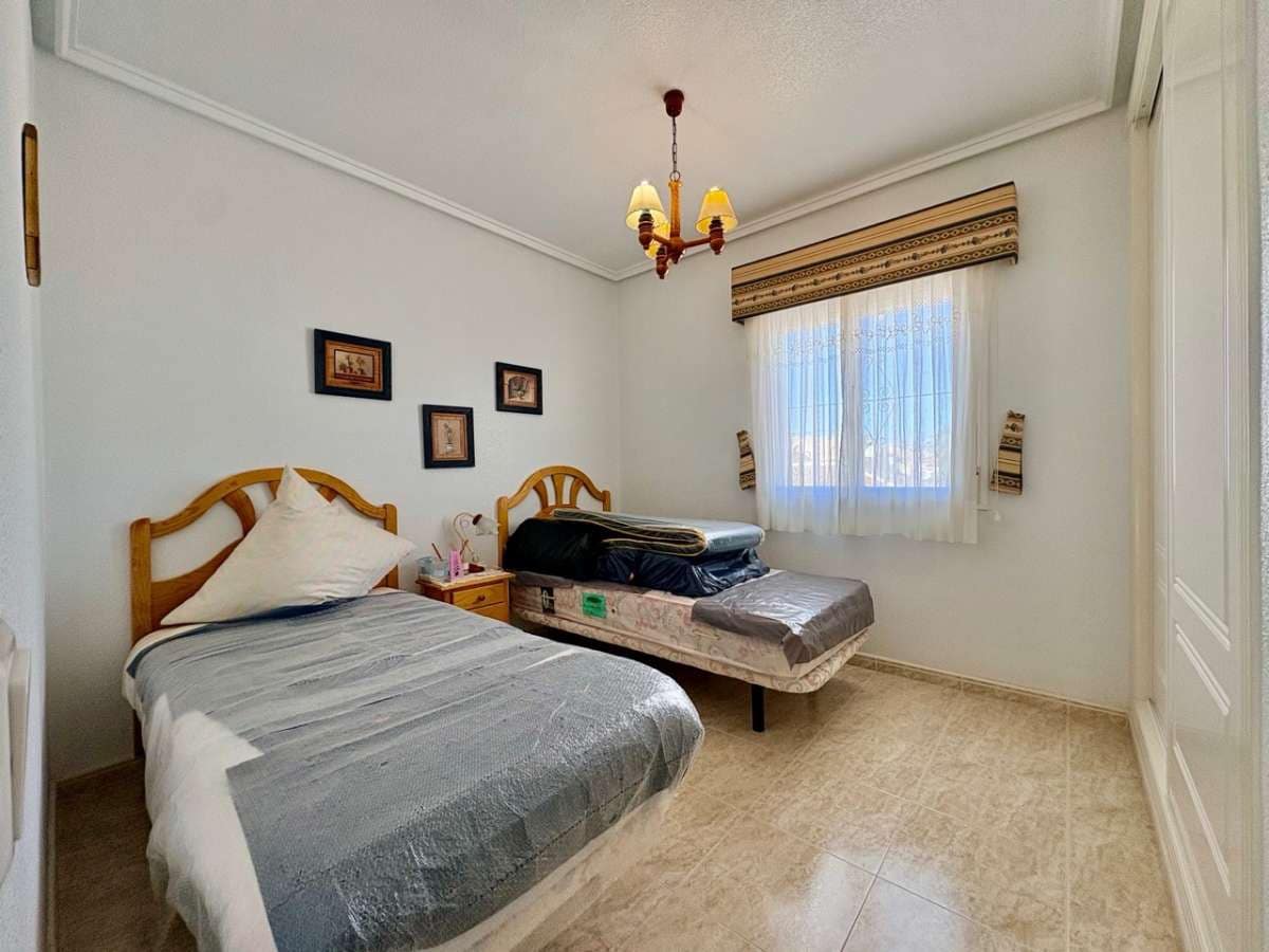 2 bedroom Terraced Villa for sale in Rojales - € 185,000 (Ref: 9834509)
