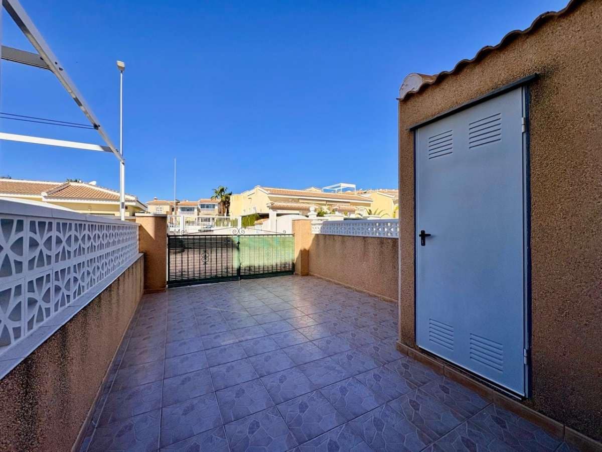 2 bedroom Terraced Villa for sale in Rojales - € 185,000 (Ref: 9834509)