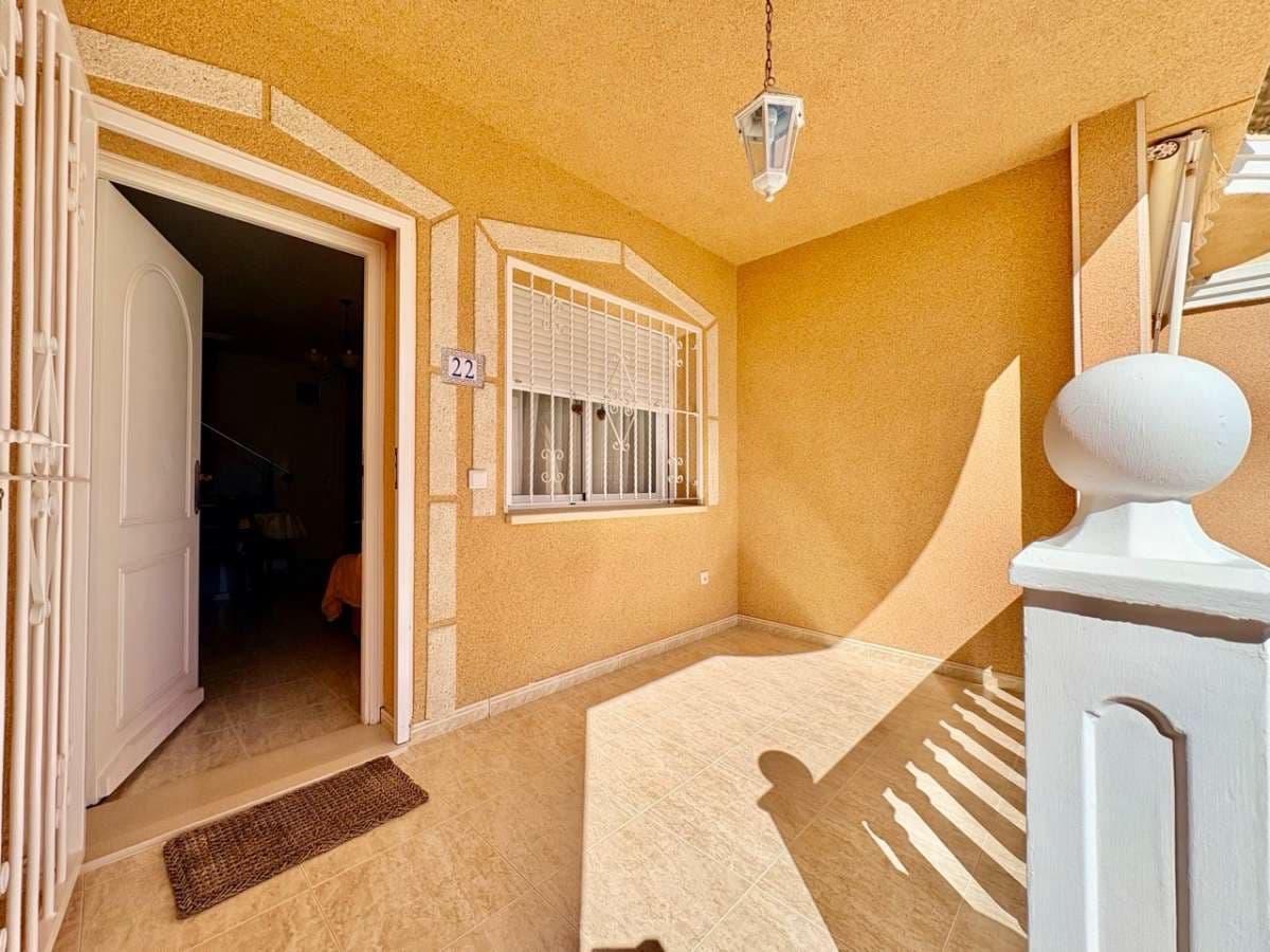 2 bedroom Terraced Villa for sale in Rojales - € 185,000 (Ref: 9834509)
